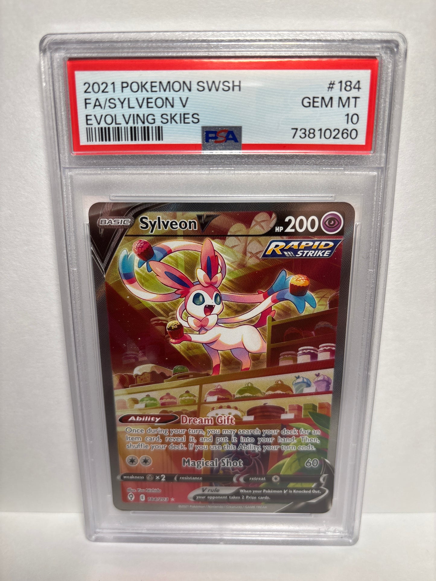 Pokemon Sylveon V 184/203 PSA 10