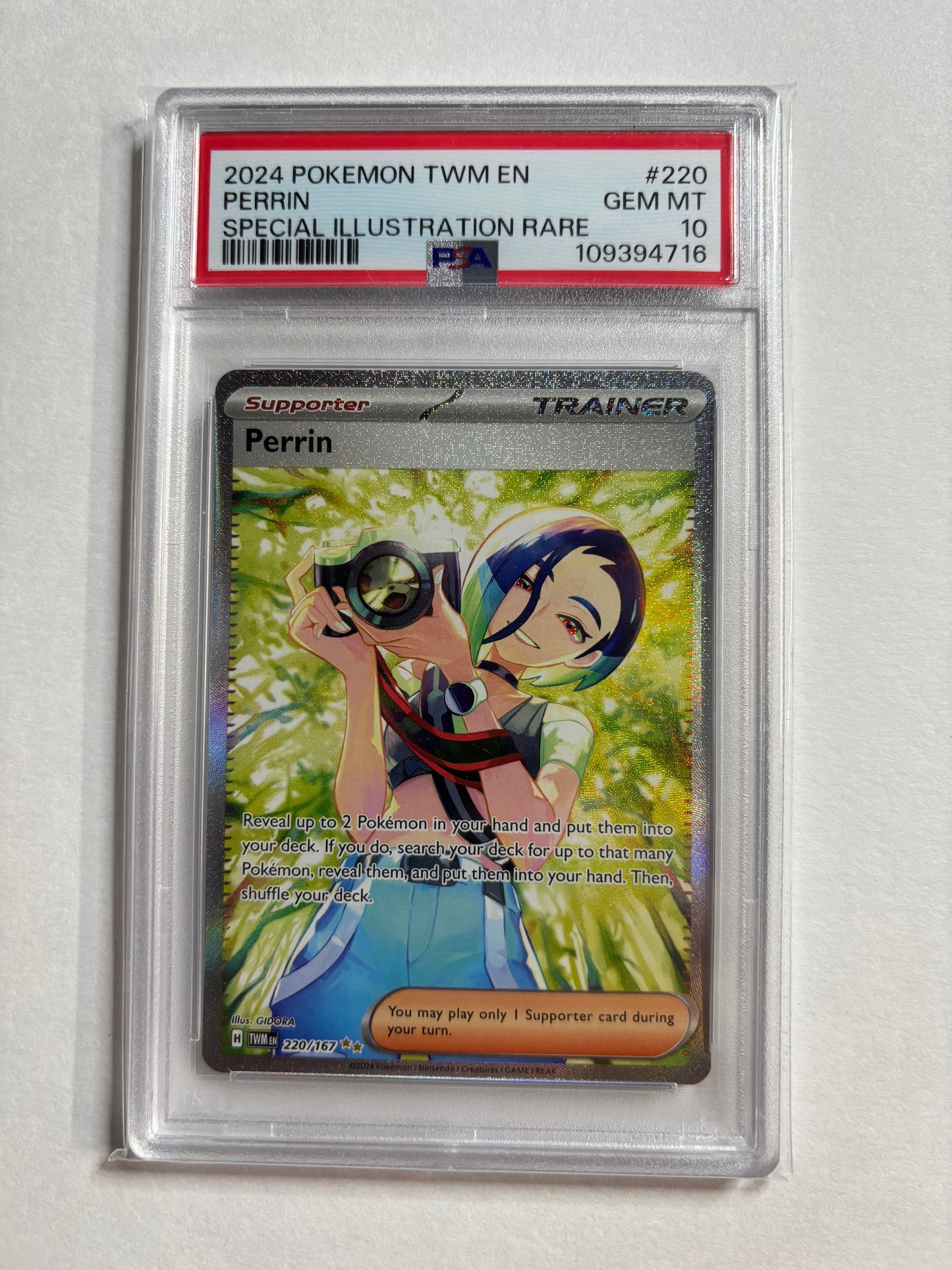 Pokemon Perrin 220/167 PSA 10