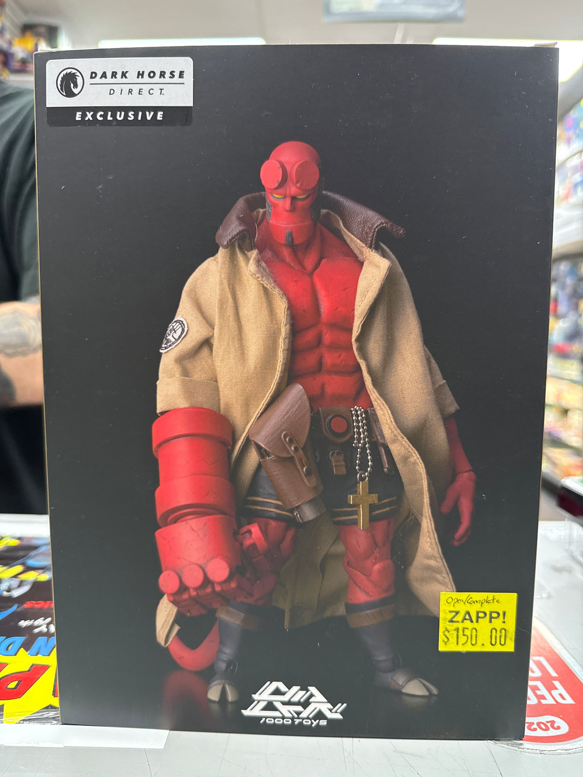 1000 Toys Hellboy Dark Horse Direct Exclusive (Open Box/Complete)
