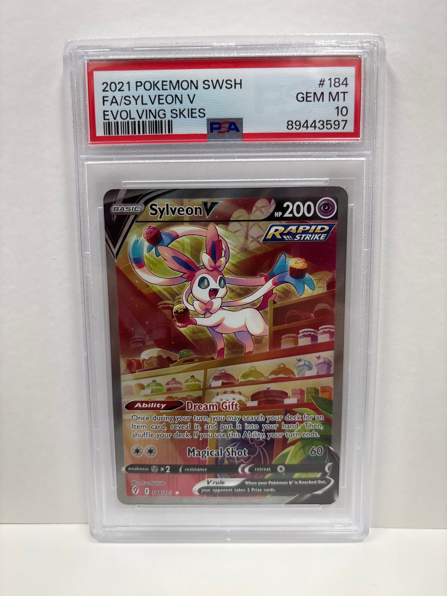 Pokemon Sylveon V 184/203 PSA 10