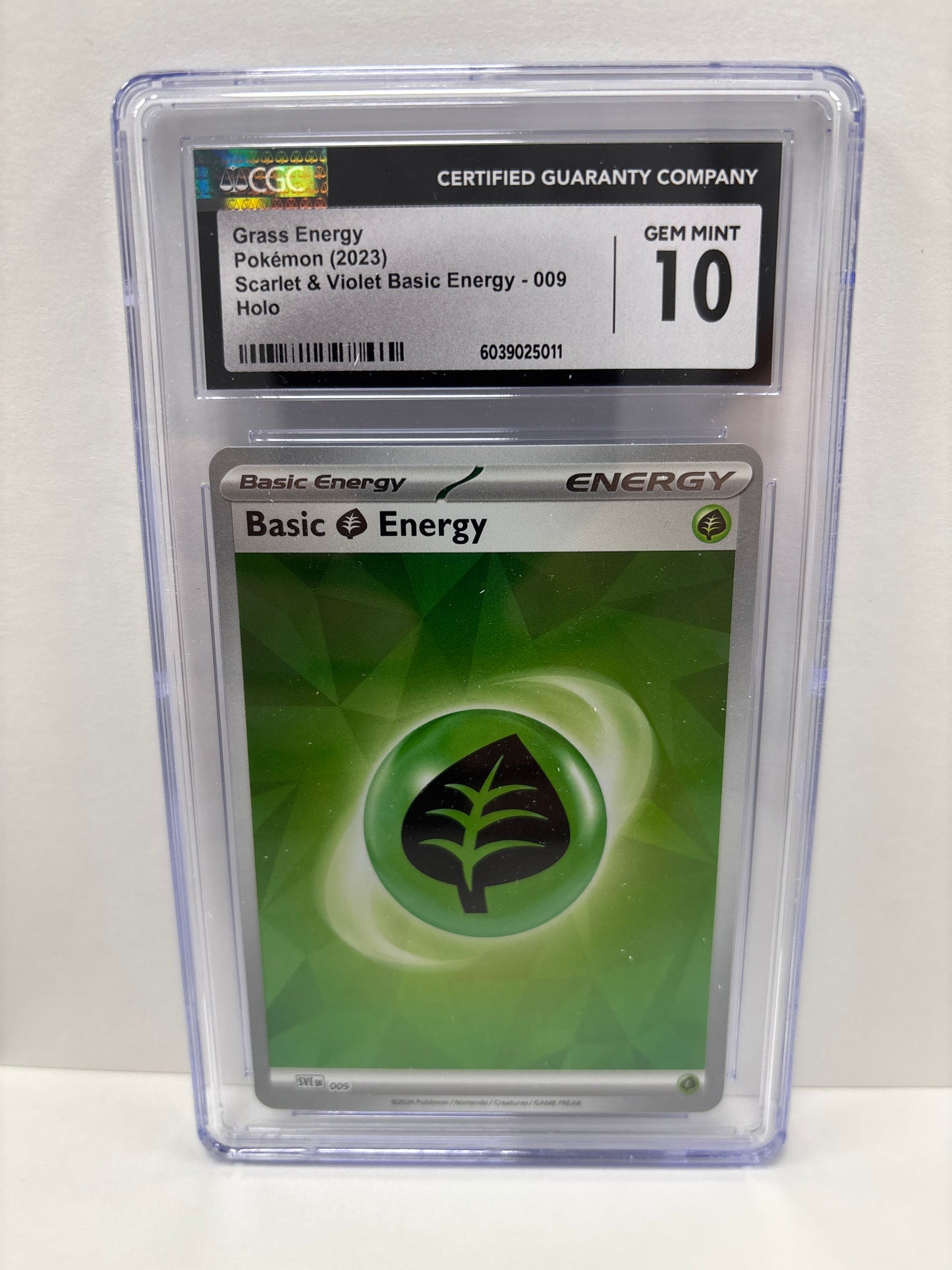 Pokemon Grass Energy 009 HOLO CGC 10