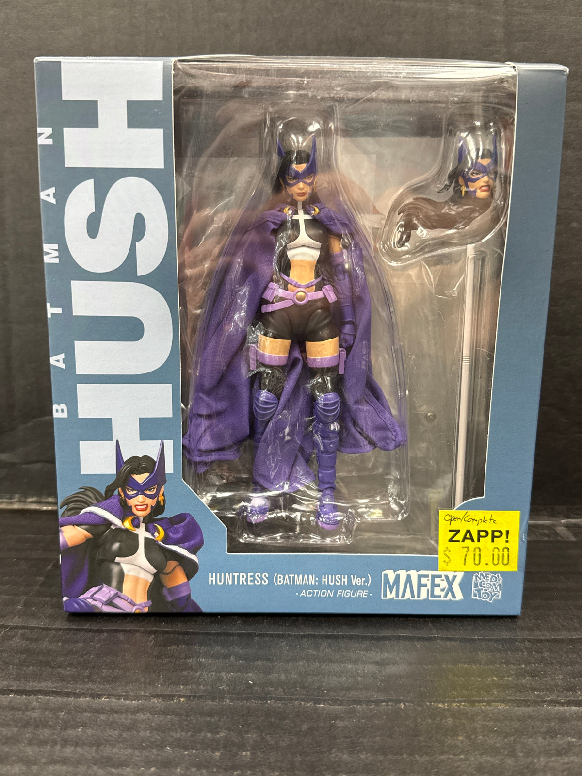 Medicom MAFEX Huntress (Batman: Hush Ver.) No. 170 (Open Box/Complete)