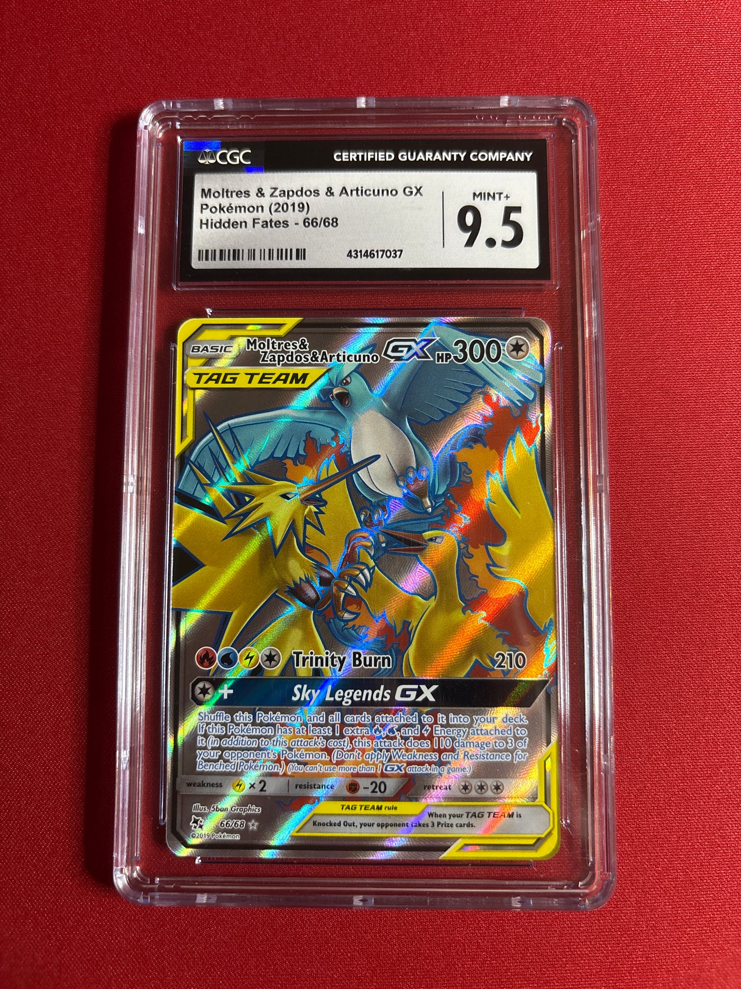 Pokemon Moltres & Zapdos & Articuno GX 66/68 CGC 9.5