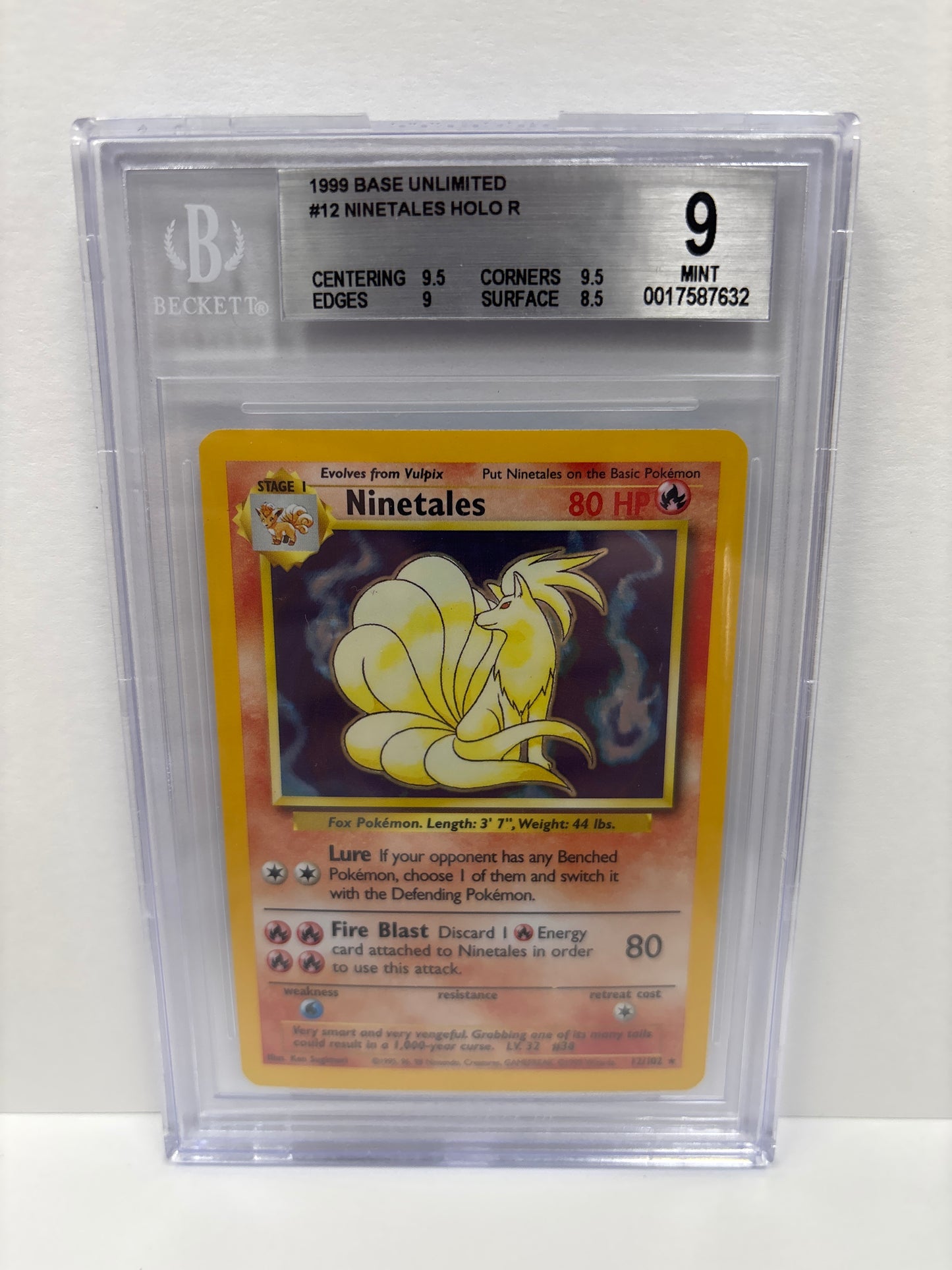 Pokemon Ninetales 12/102 (1999) Beckett 9