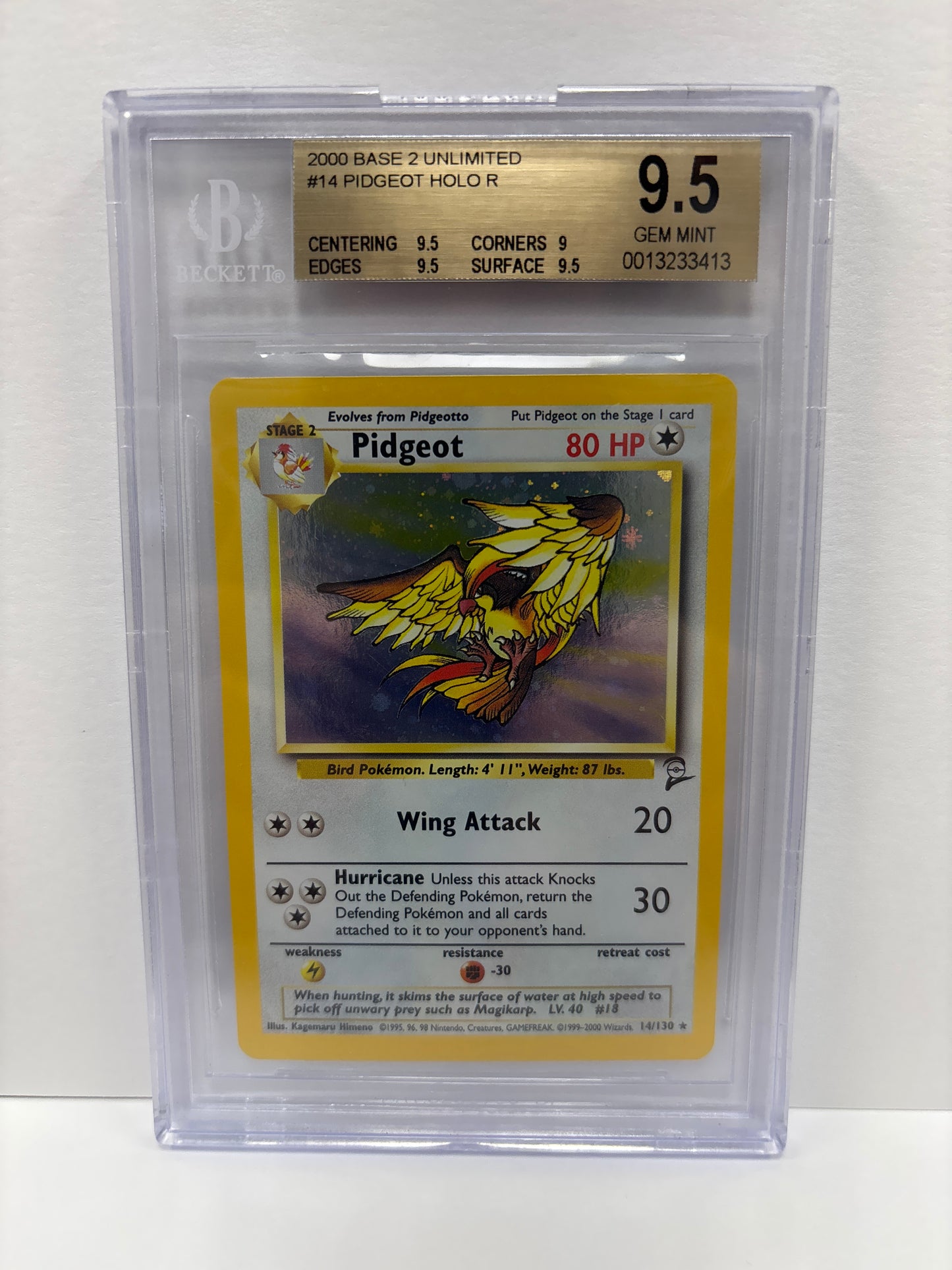 Pokemon Pidgeot 14/130 (2000) Beckett 9.5