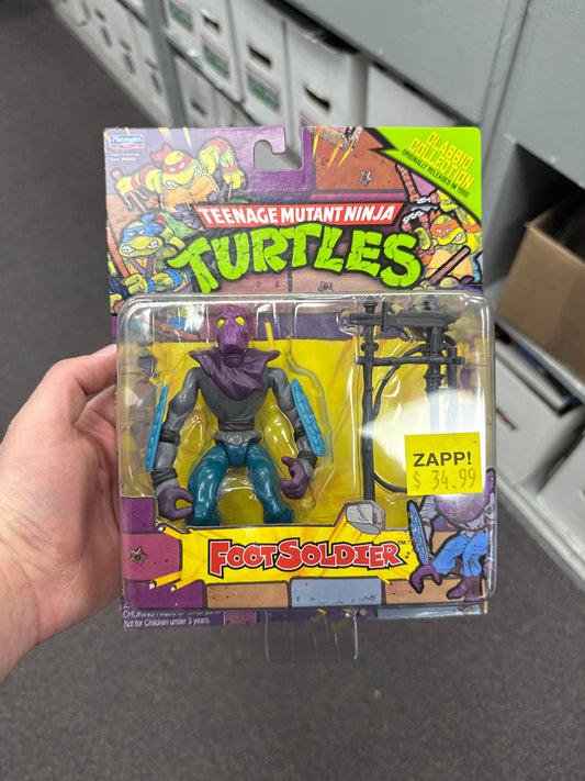 Teenage Mutant Ninja Turtles Classic Collection Foot Soldier 2014 (Non Mint)