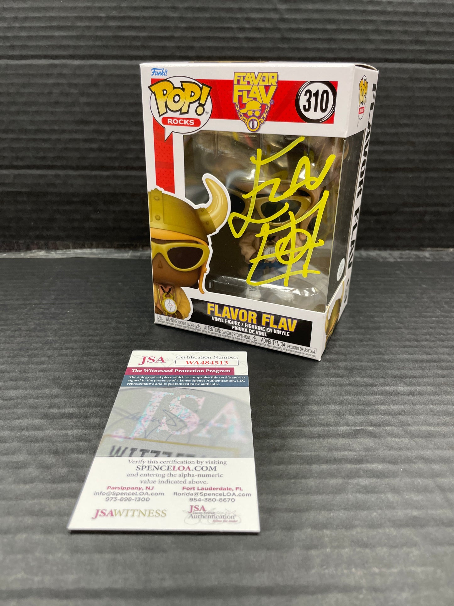 Funko Pop! Flavor Flav 310 Signed with Certificate (Grade A)