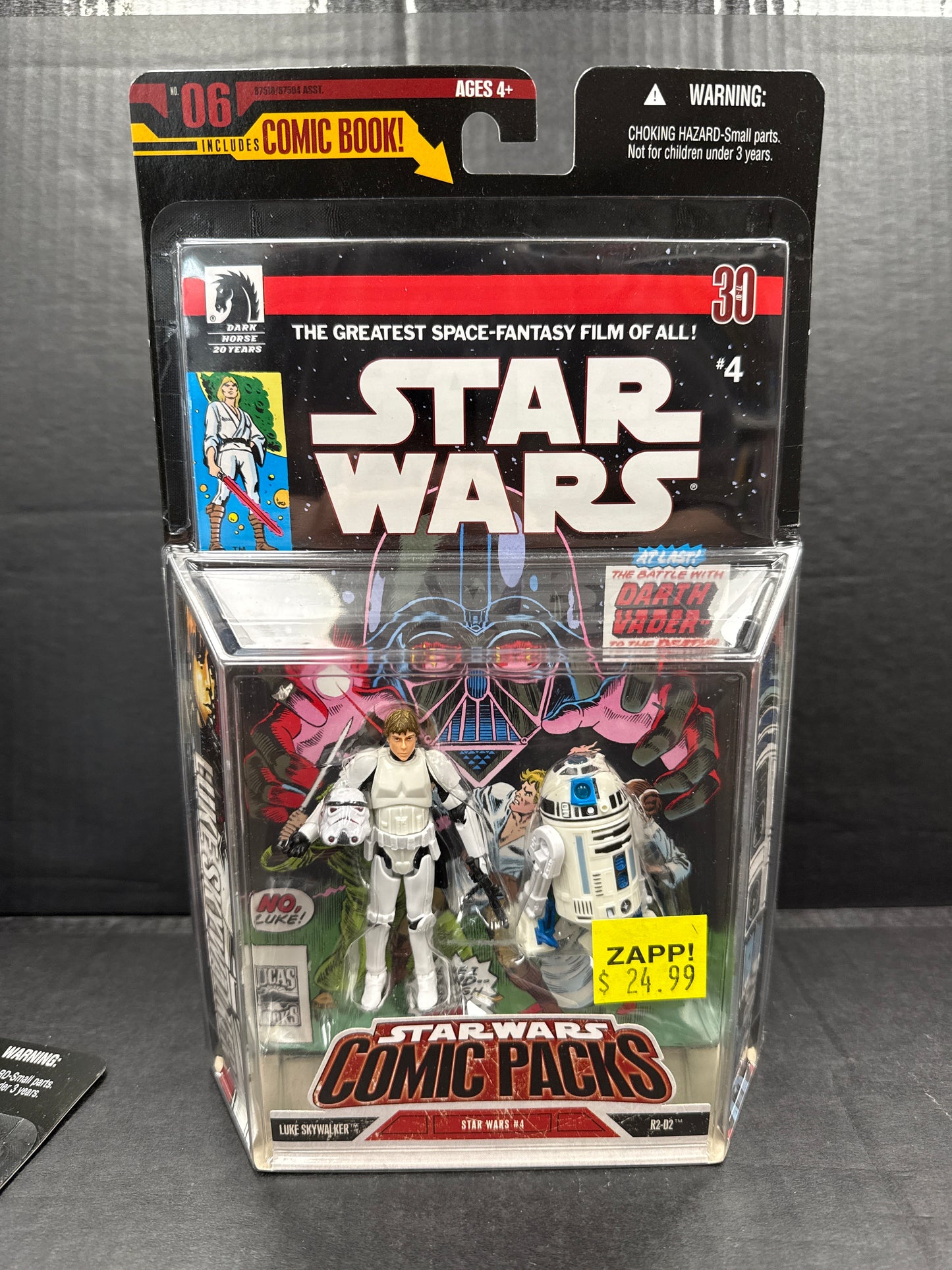 Star Wars Comic Packs Luke Skywalker & R2-D2 (Paint Error)