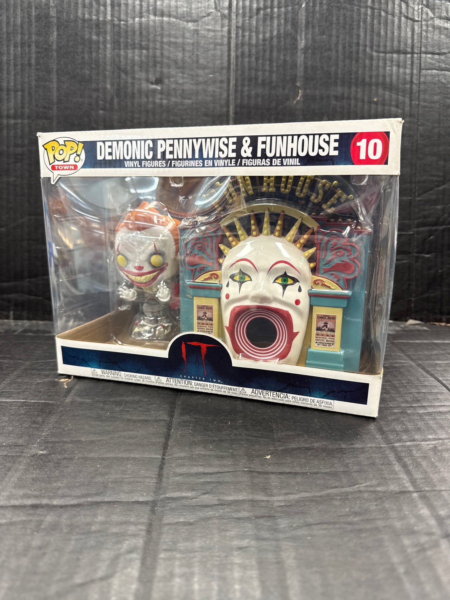 Funko POP! It Chapter 2 Demonic Pennywise & Funhouse 10 (Grade C)