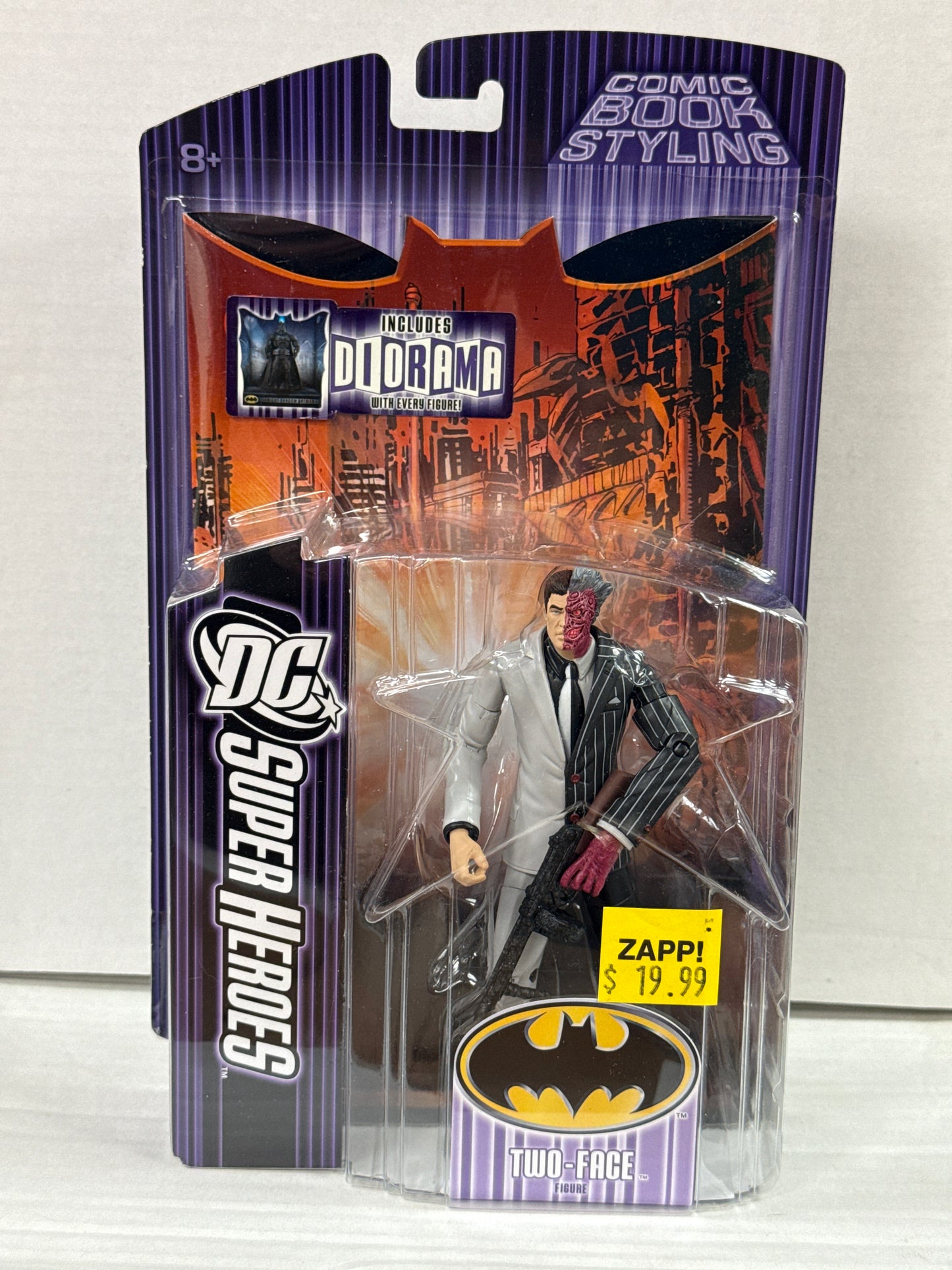 DC Super Heroes Select Sculpt Series Two-Face