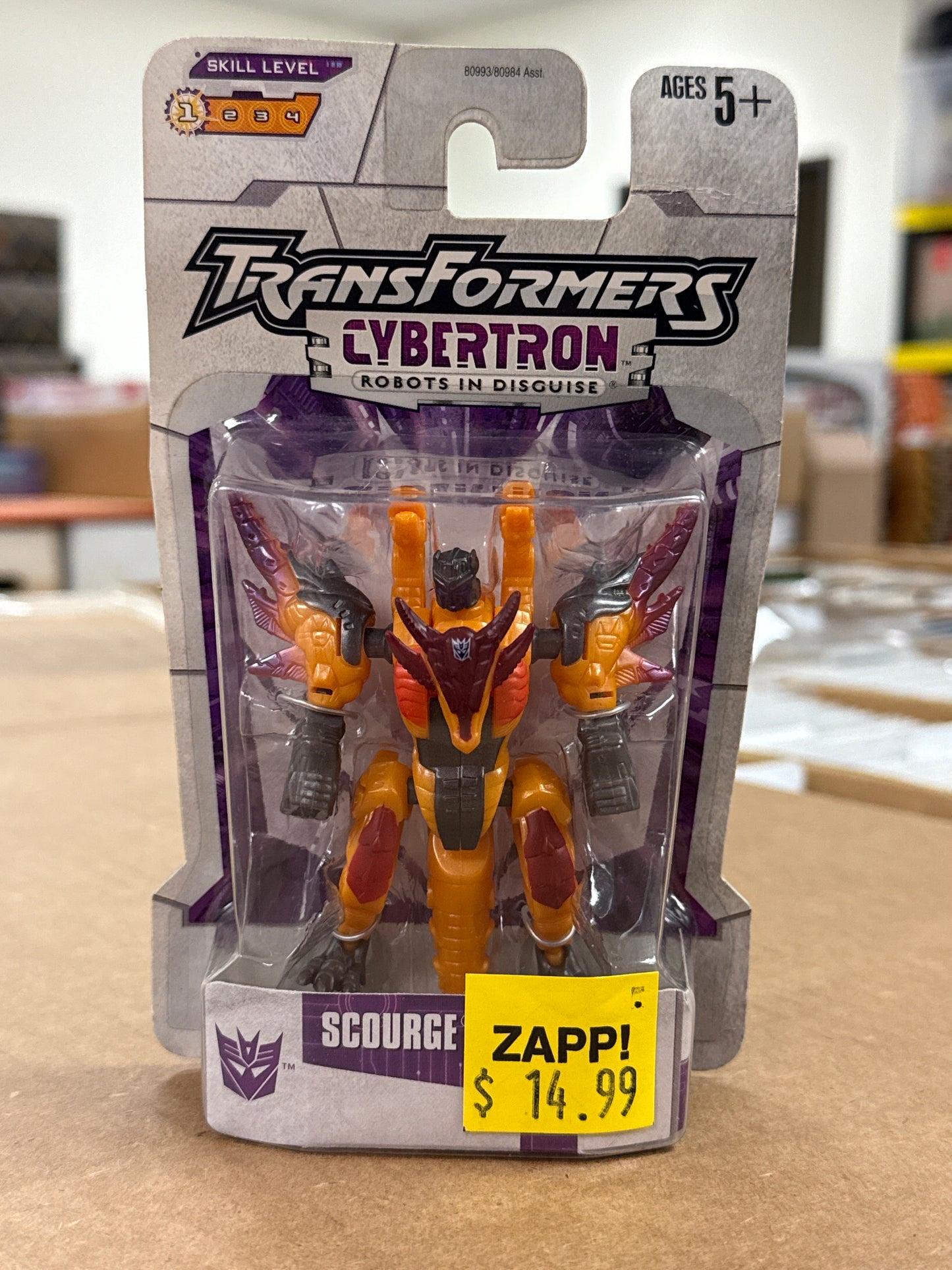 Transformers Cybertron Robots in Disguise Scourge