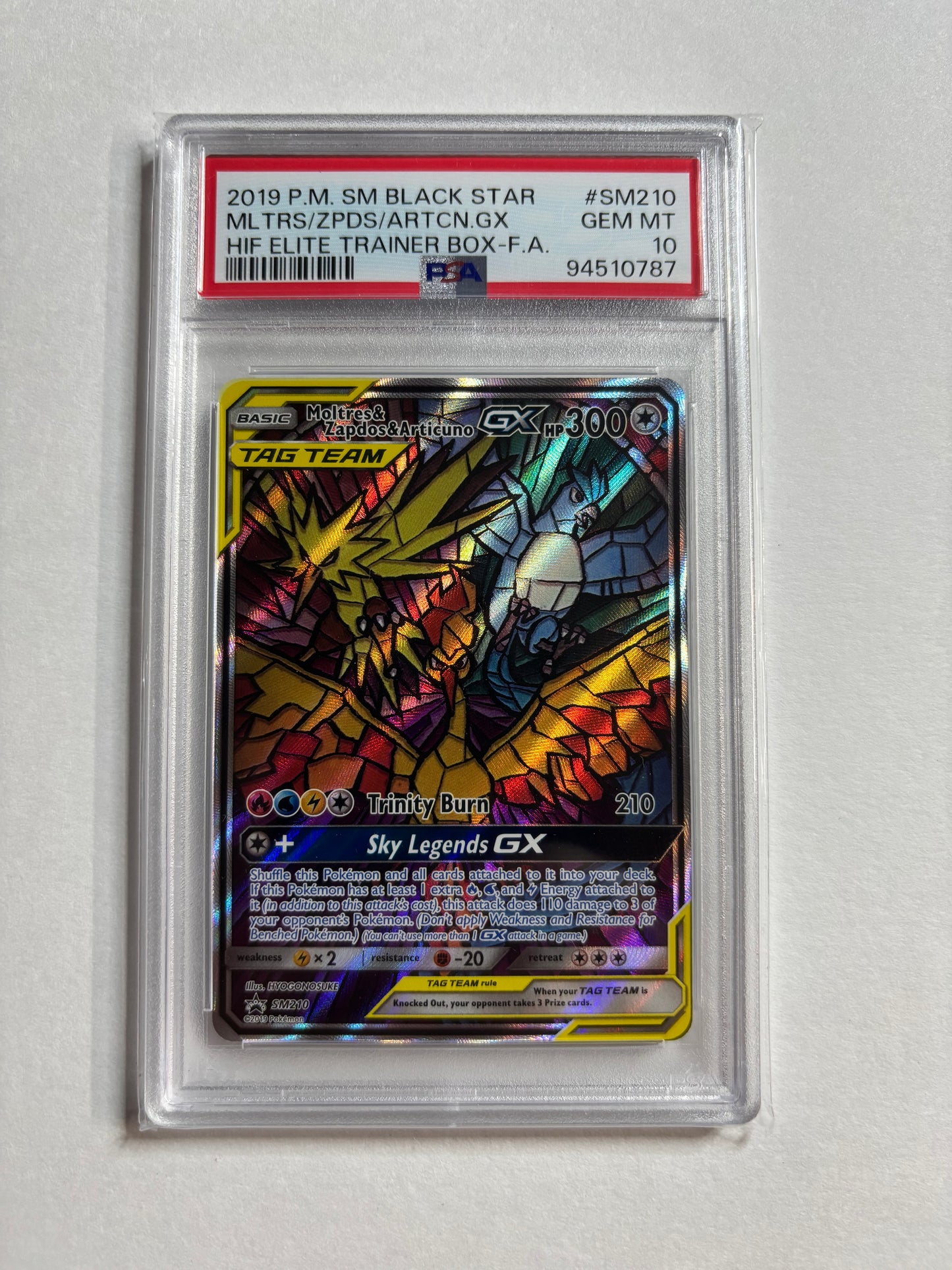 Pokemon Moltres & Zapdos & Articuno GX SM 210 PSA 10