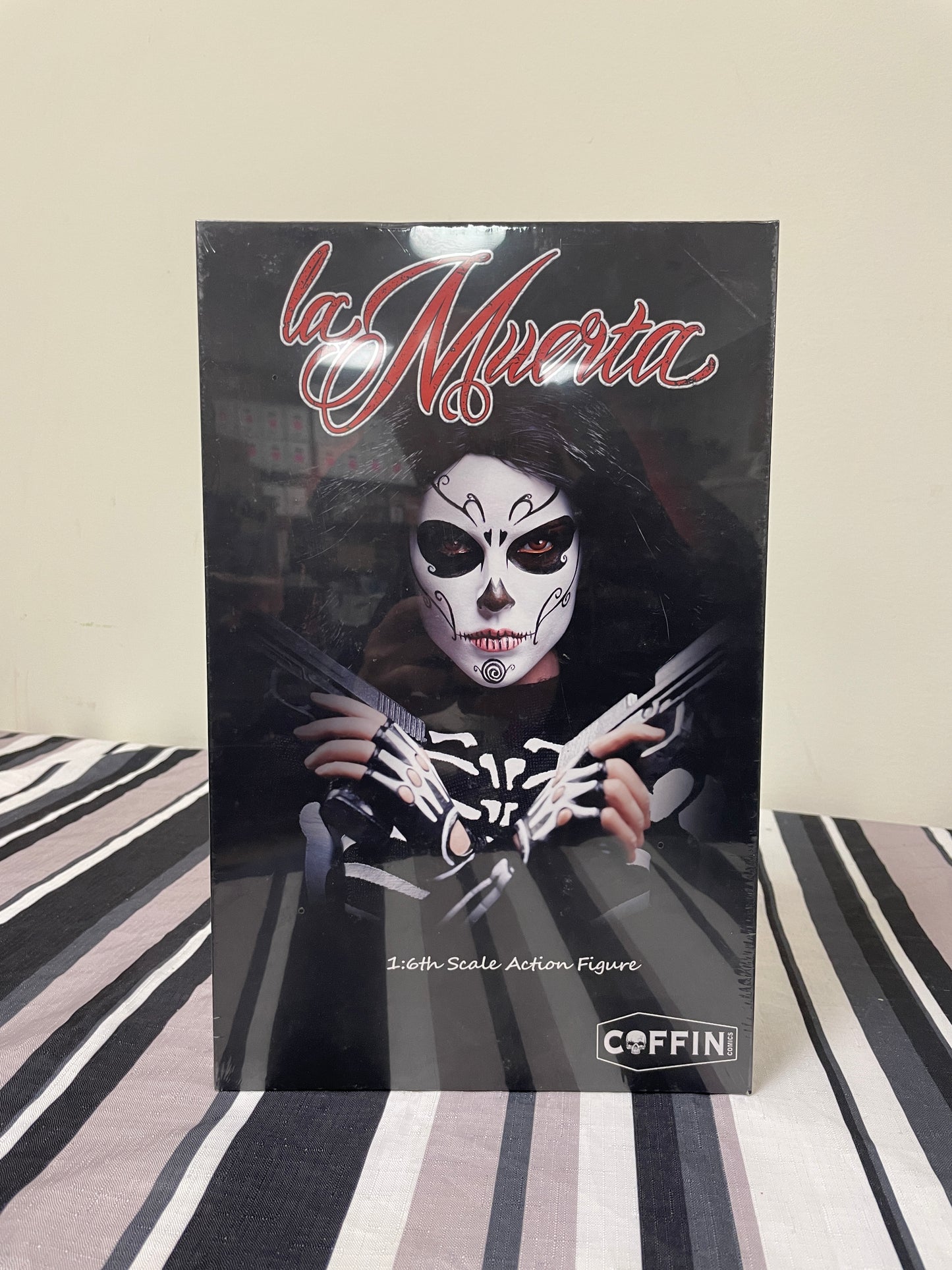 Executive Replicas La Muerta 1/6 Scale Action Figure