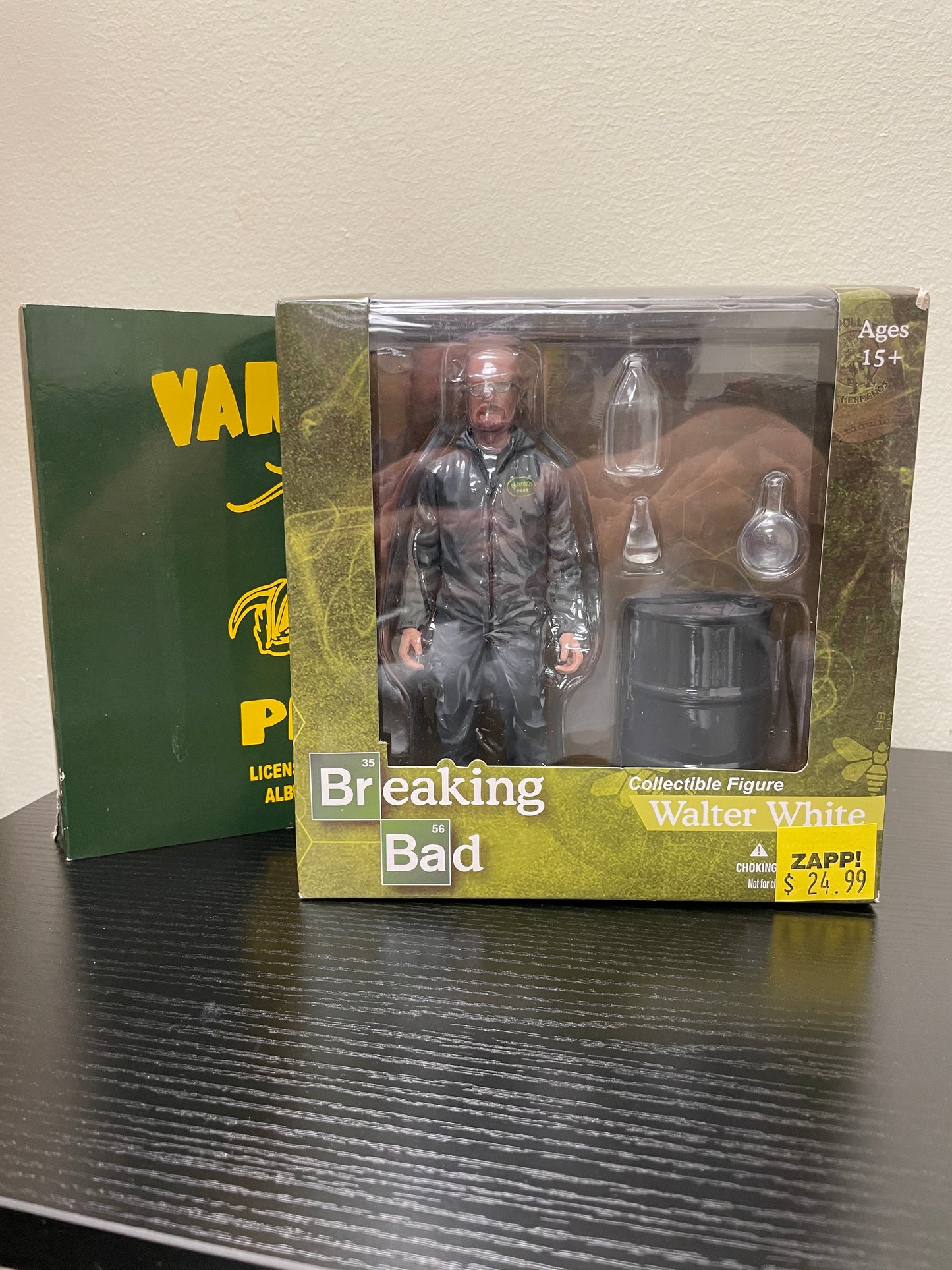 Mezco Toys Breaking Bad Walter White Vamonos Pest 2014
