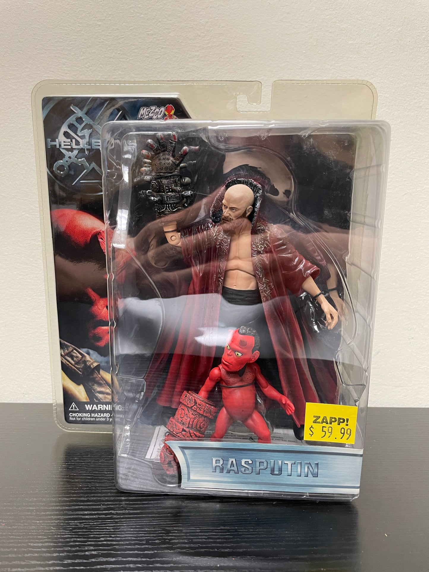 Mezco Hellboy (Movie) Rasputin 2004