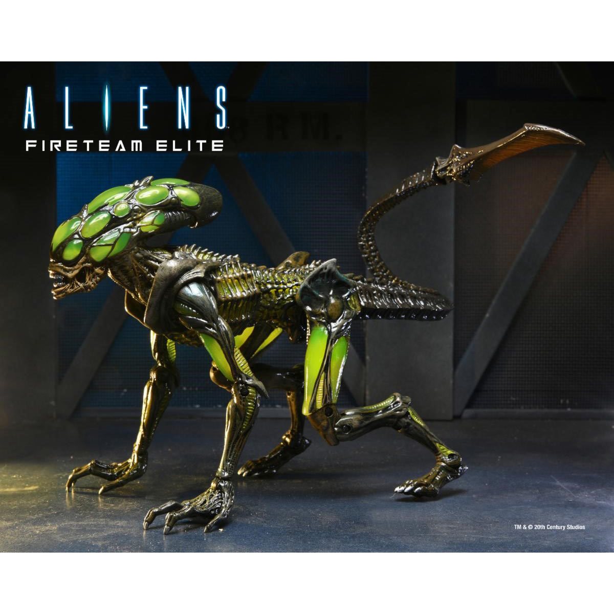 NECA Aliens Fireteam Elite Burster Alien