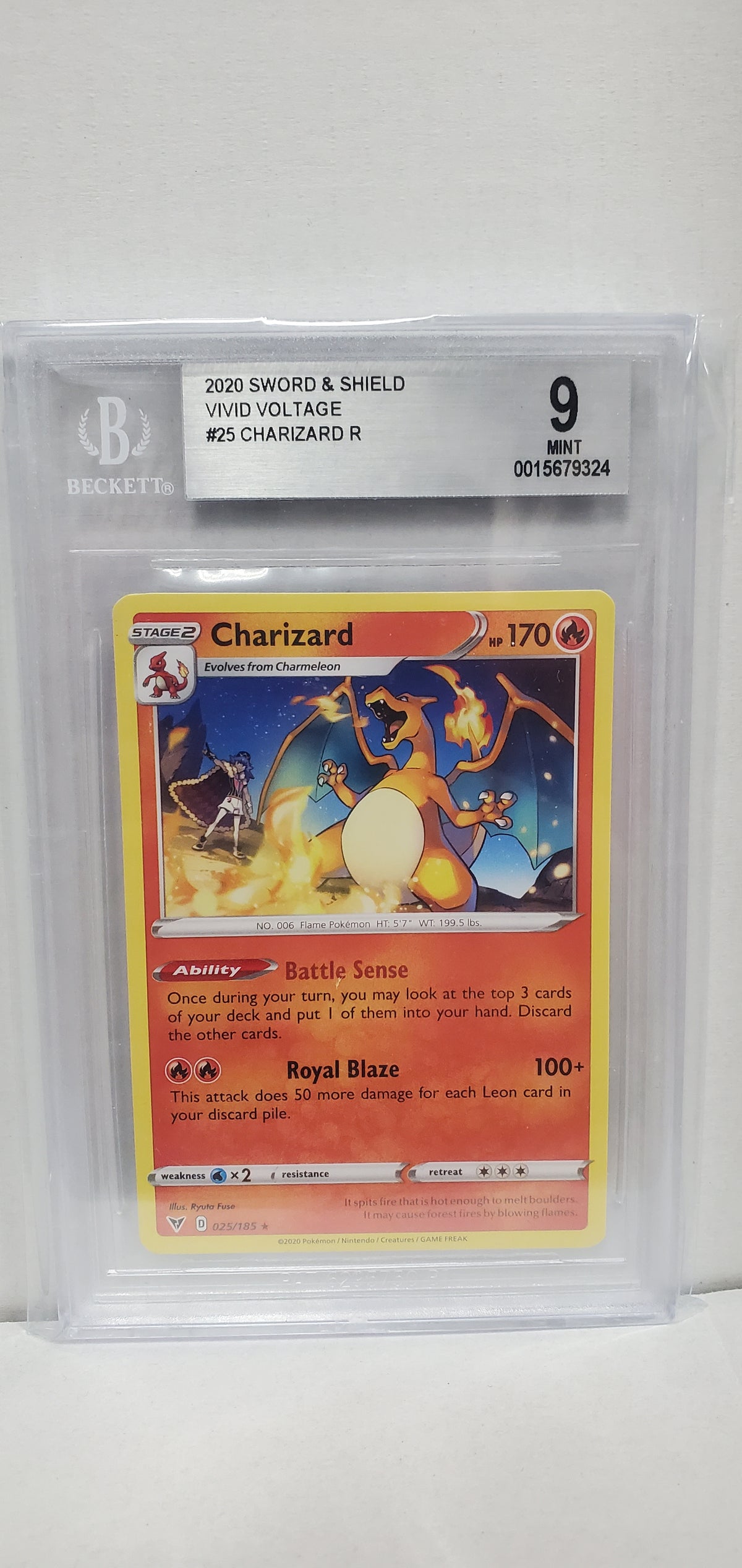 Pokemon Charizard 025/185 Beckett 9