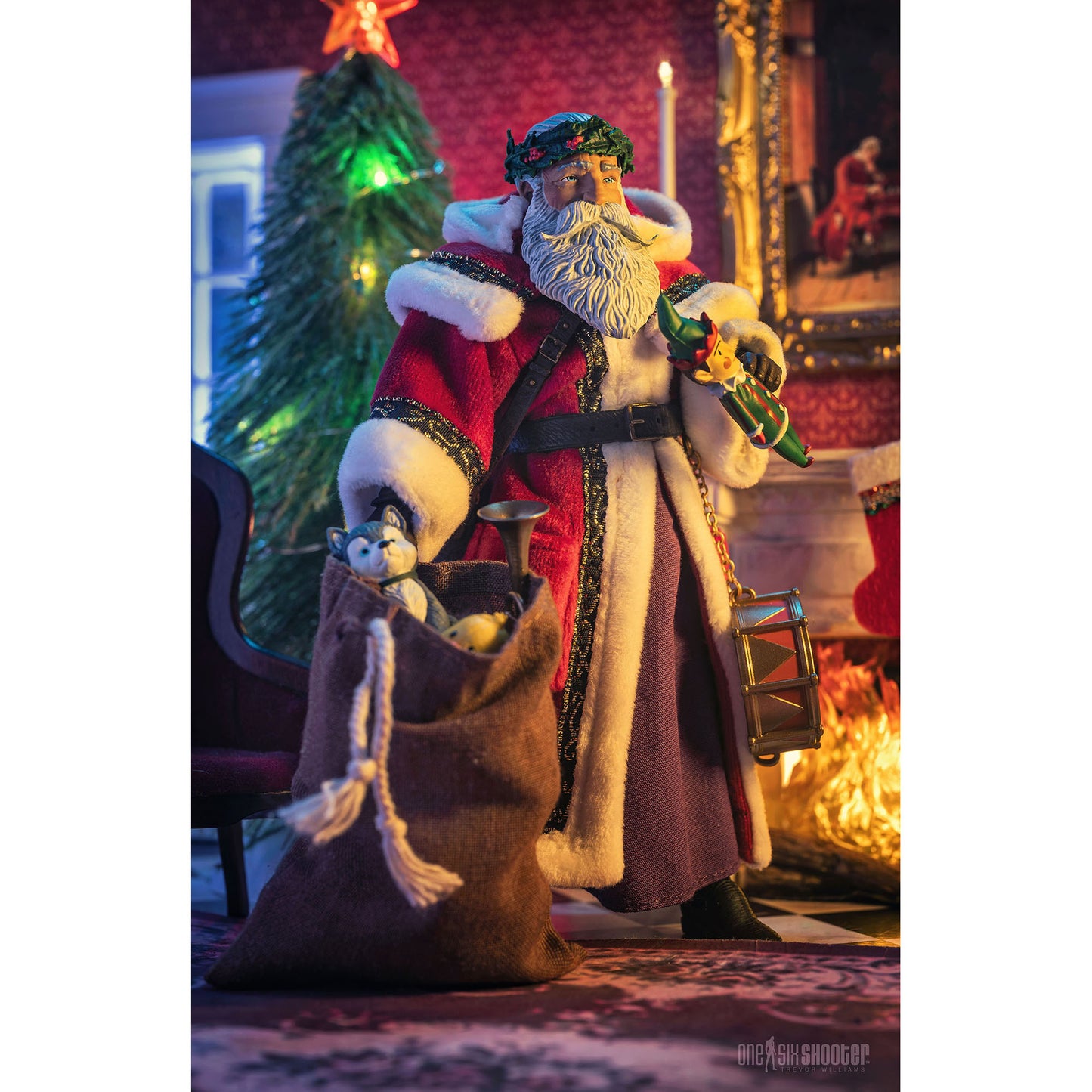 Figura Obscura Father Christmas (Red Robes Ver.) Figure (No Shrink Wrap, Unopened)