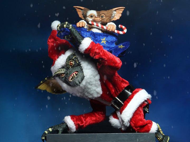 NECA Gremlins Santa Stripe & Gizmo Action Figure Two-Pack