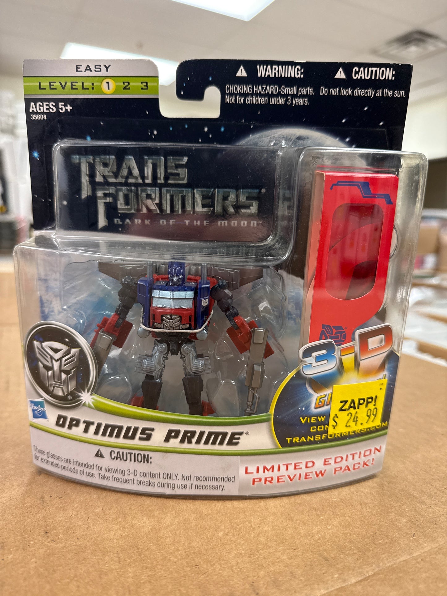 Transformers Dark of the Moon Optimus Prime Limited Edition Preview Pack