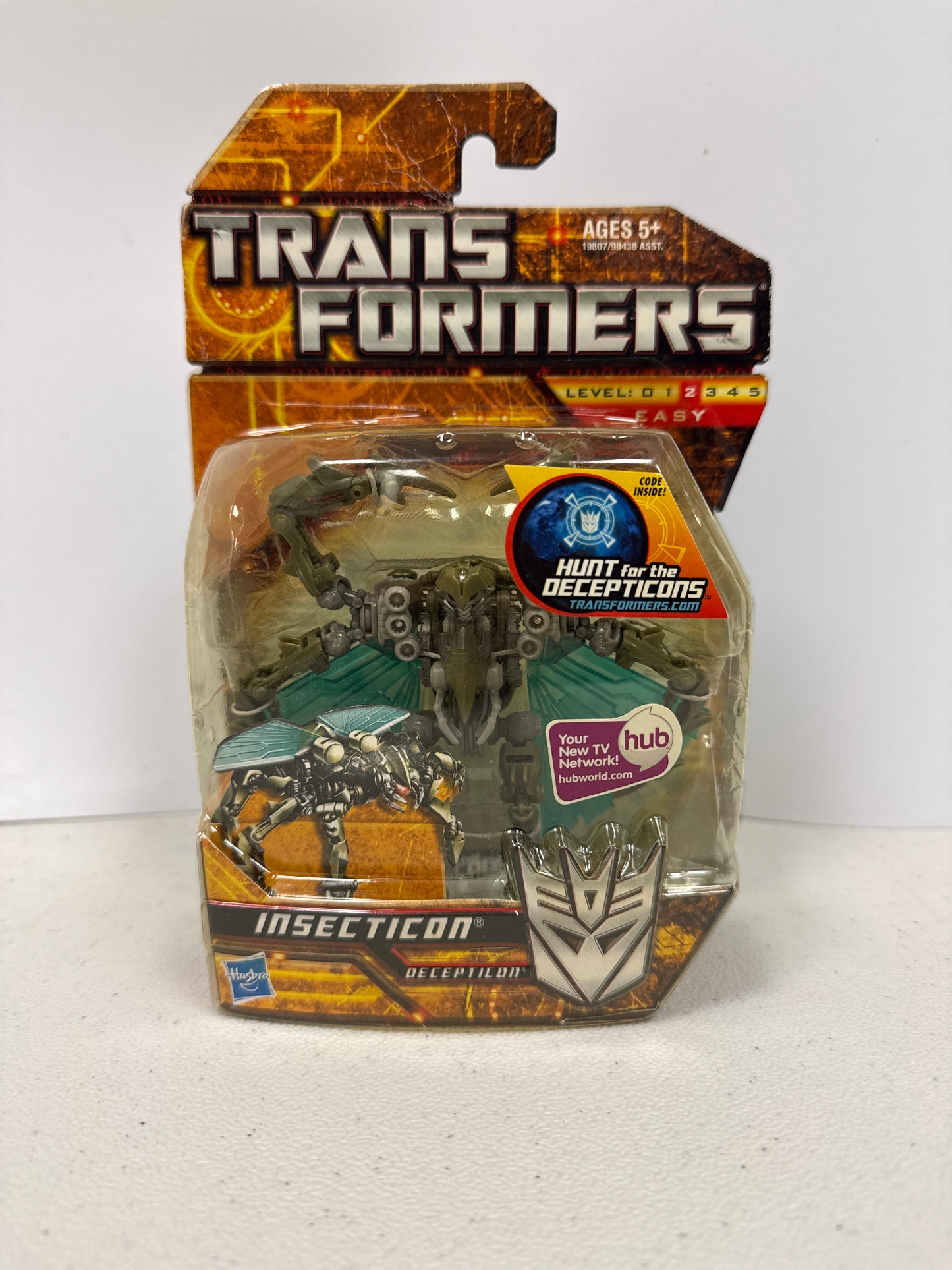 Transformers Hunt for the Decepticons Scout Class Insecticon 2010 (Non-Mint Box)
