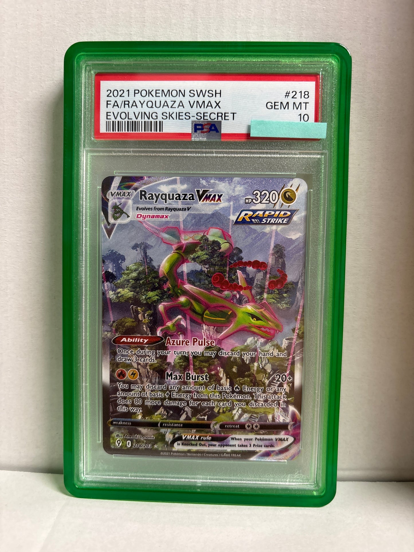 Pokemon Rayquaza VMAX 218/203 PSA 10