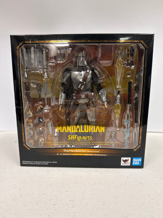 SH Figuarts Star Wars The Mandalorian (Beskar Armor) (Open Box/Complete)