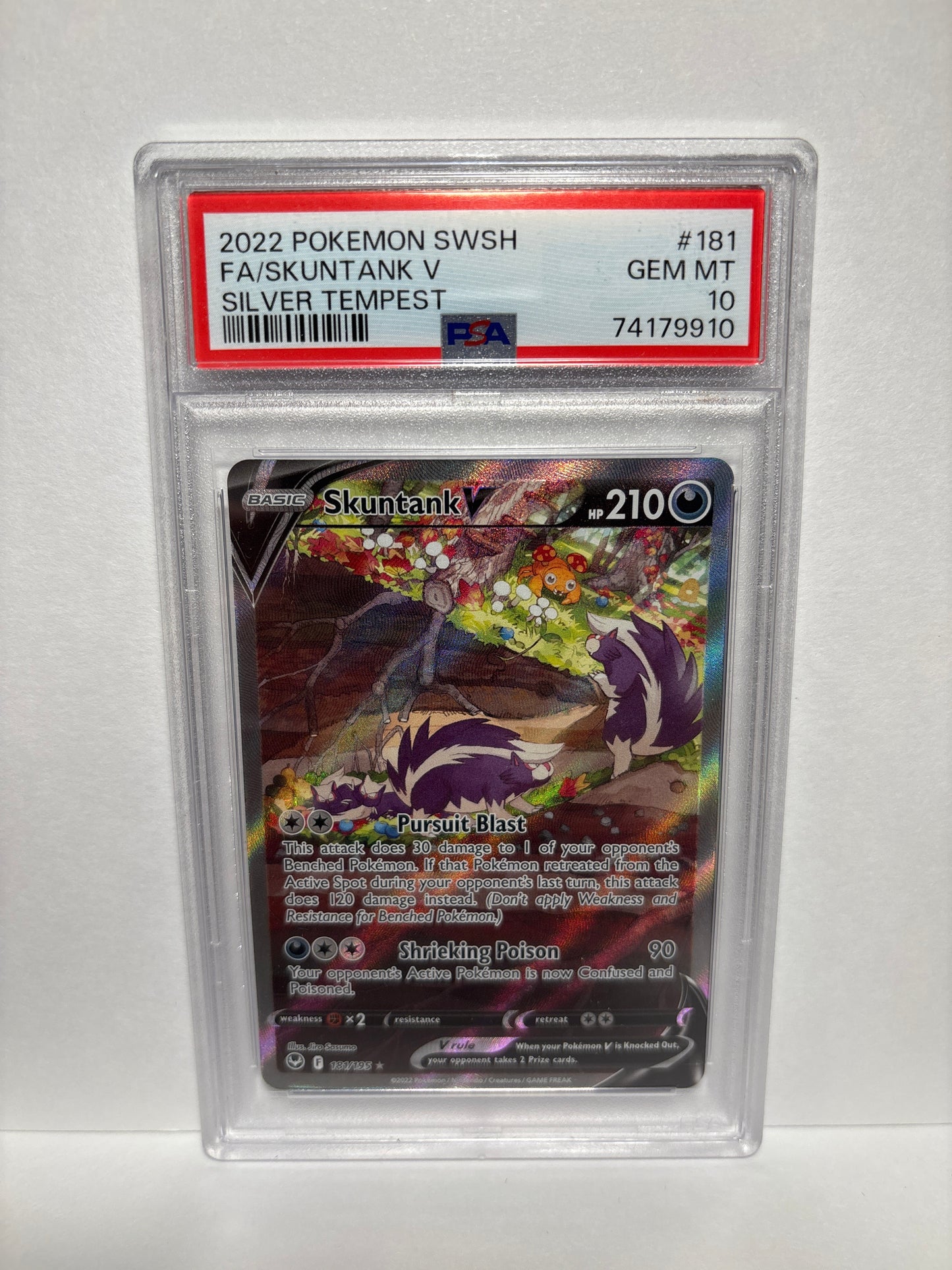 Pokemon Skuntank V 181/195 PSA 10