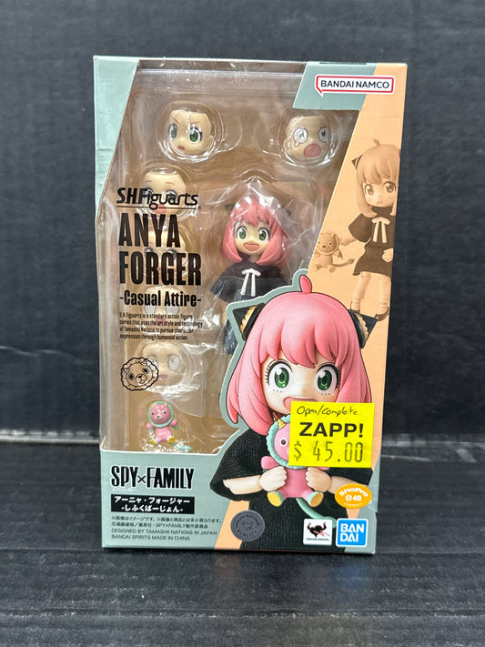 SH Figuarts Spy x Family Anya Forger Casual Attire (Open/Complete)