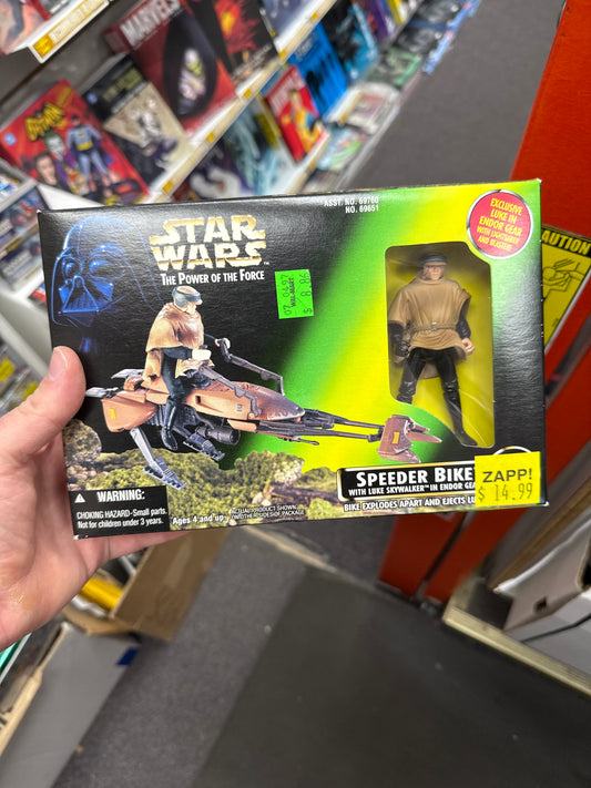 Star Wars Power of the Force Speeder Bike with Luke Skywalker Kenner Vintage Action Figure