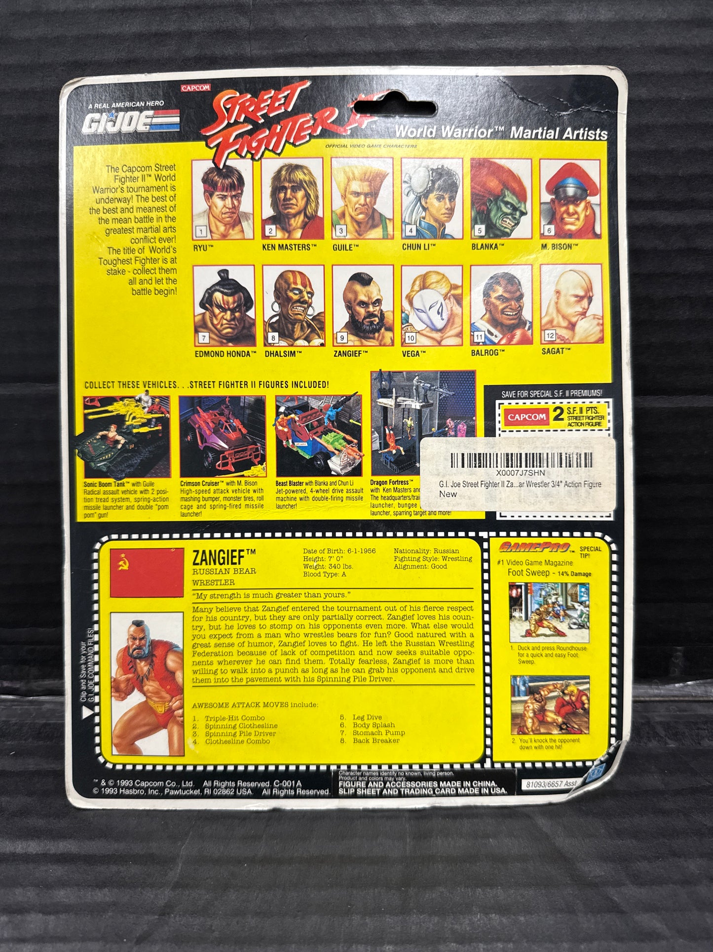GI Joe Street Fighter II Zangief Hasbro 1993 (Bubble coming off card)