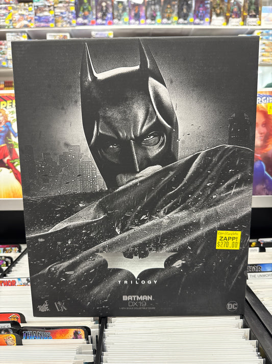Hot Toys The Dark Knight Trilogy Batman DX19 1/6 Scale (Open Box/Complete)