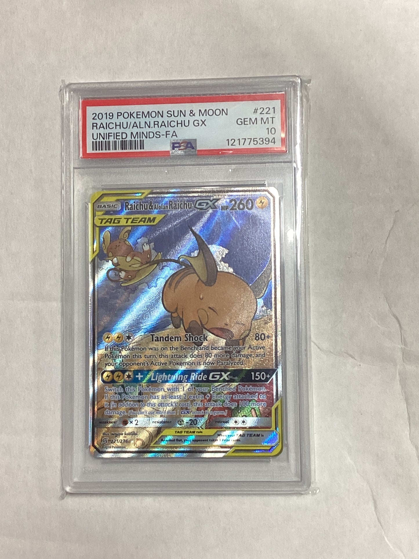 Raichu & Alolan Raichu GX 221/236 PSA 10