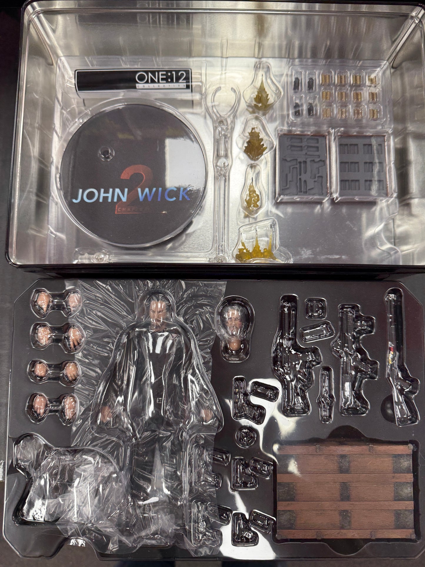Mezco One:12 John Wick Mezco Exclusive (Open Box/Complete)