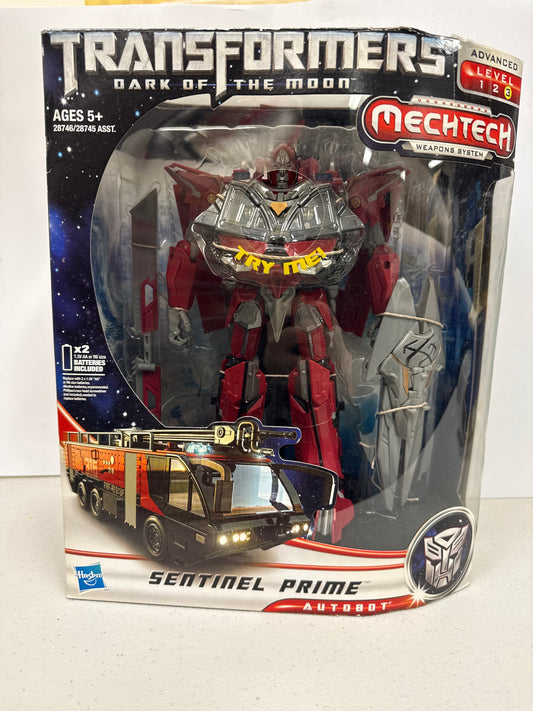 Transformers Dark of the Moon Sentinel Prime Leader Class 2010 (Non-Mint Box)