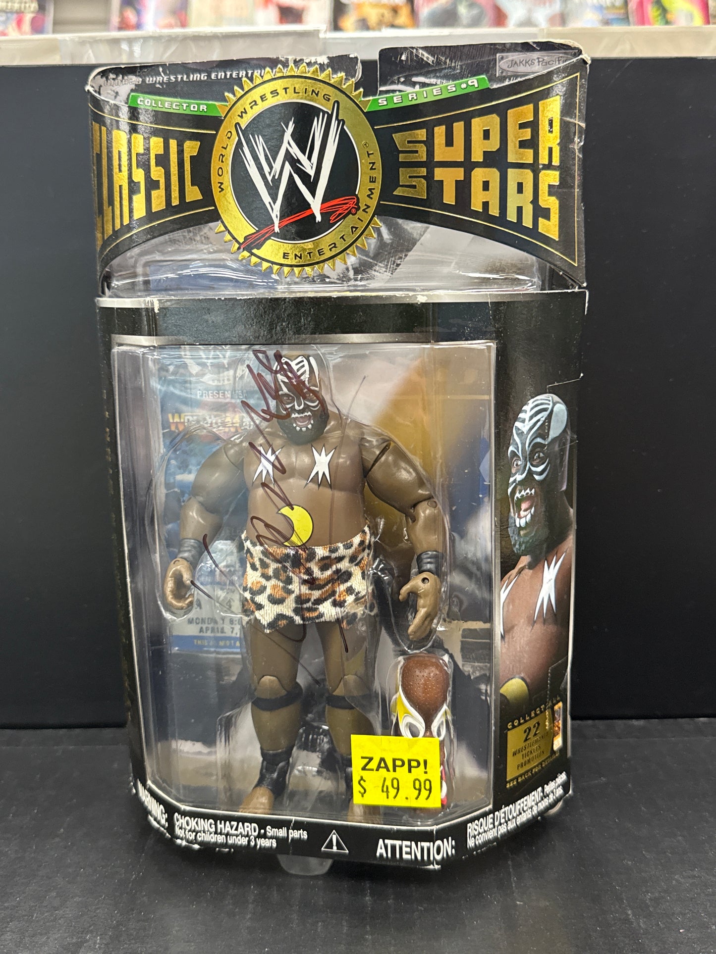 WWE Classic Superstars Kamala Signed (Non-Mint Box)