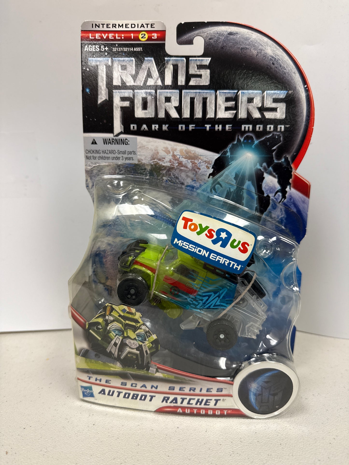 Transformers Dark of the Moon The Scan Series Deluxe Class Autobot Ratchet 2011 (Non-Mint Box)