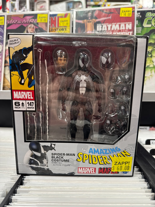 Medicom MAFEX Spider-Man Black Costume Comic Ver. No.147 (Open Box/Incomplete/Missing Flight Stand)