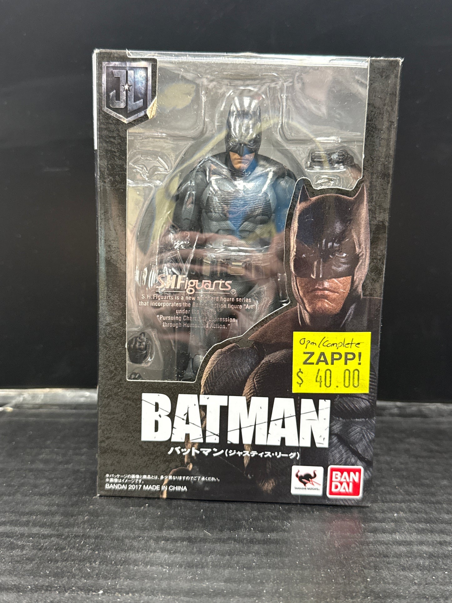 SH Figuarts Justice League Batman (Open Box/Complete)