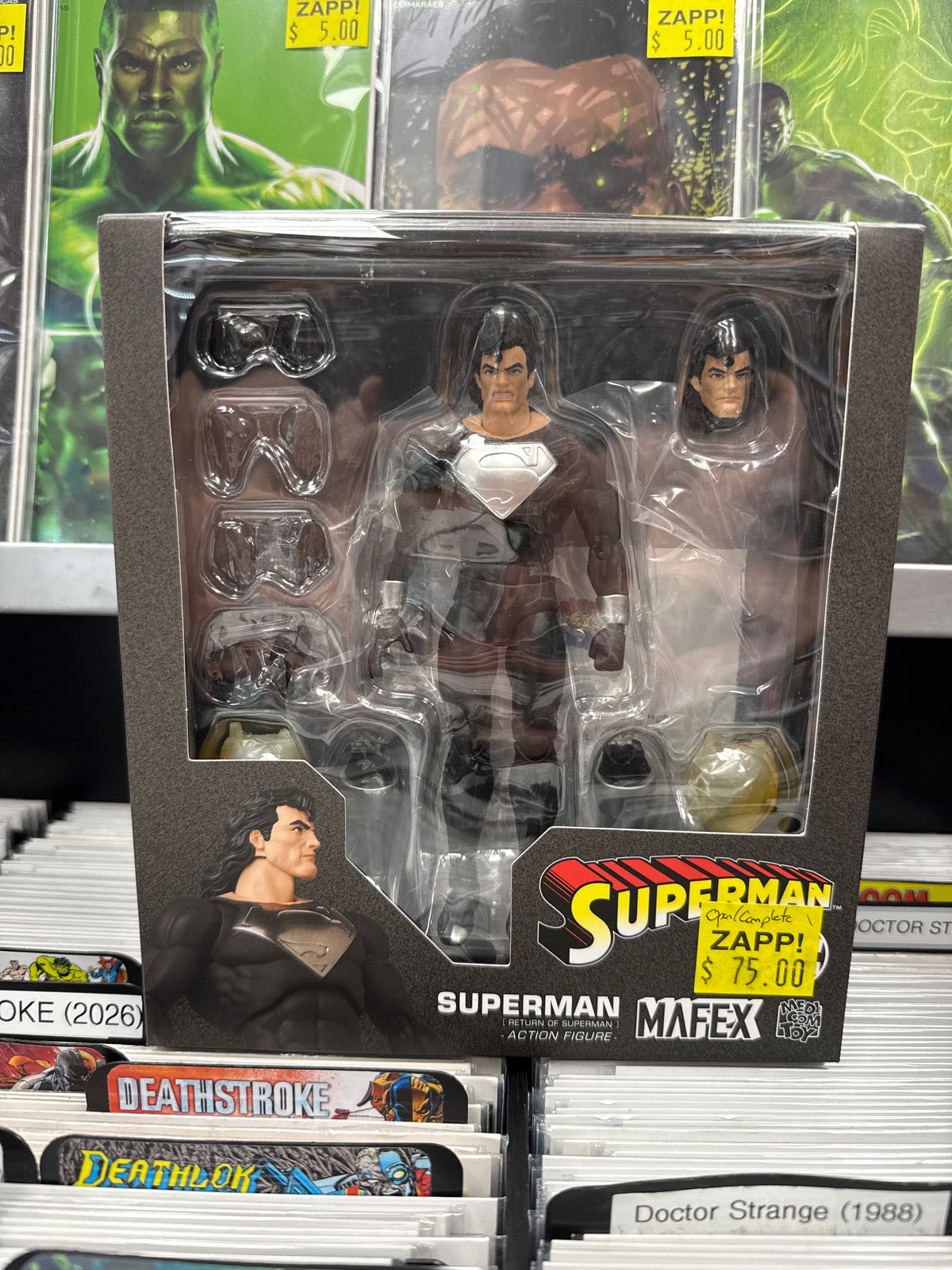 Medicom MAFEX Superman (Return of Superman) (Open Box/Complete)