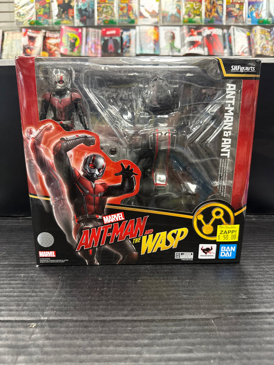 SH Figuarts Marvel Ant-Man and the Wasp (Open Box/Complete)