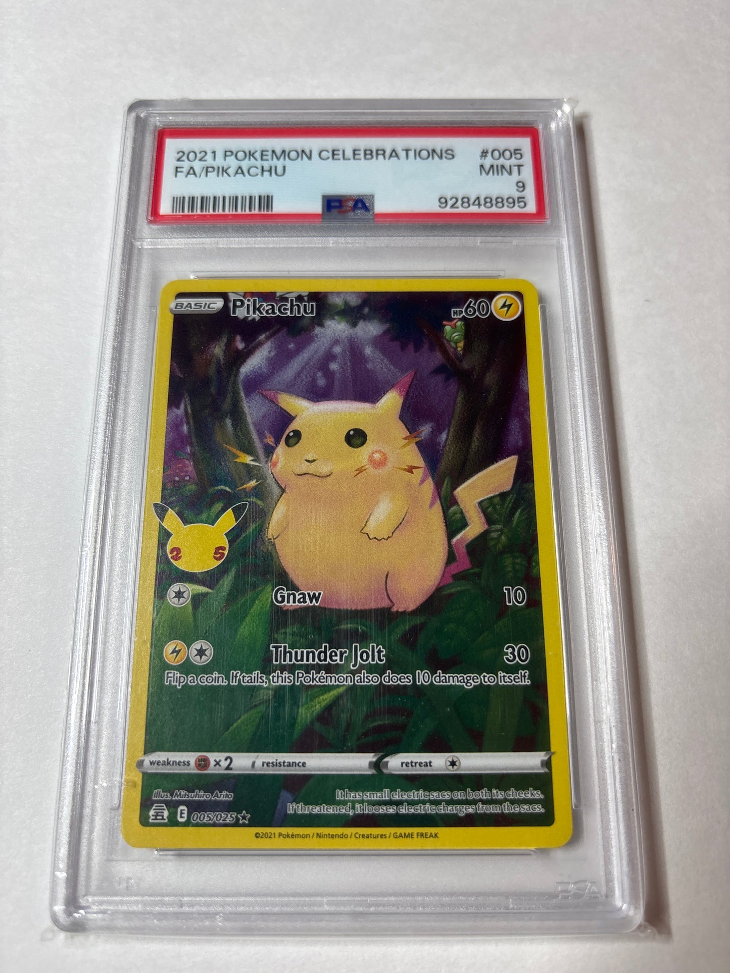Pokemon Pikachu 005/025 (2021) PSA 9