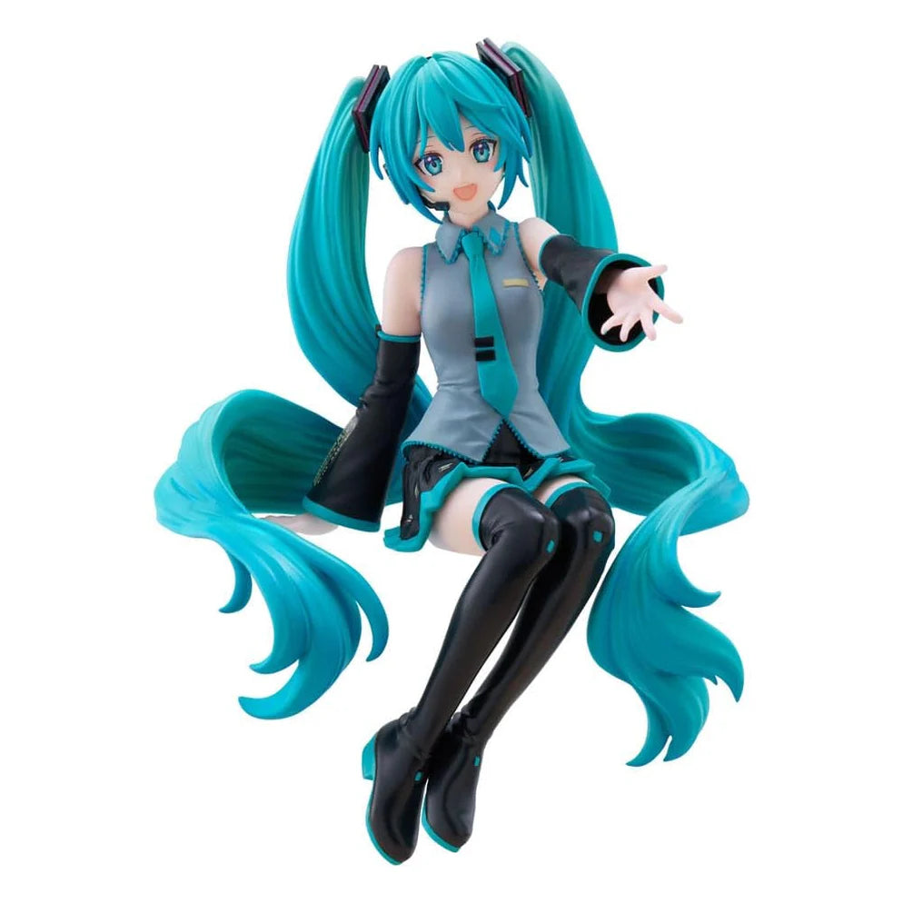 Furyu Hatsune Miku Noodle Stopper Figure