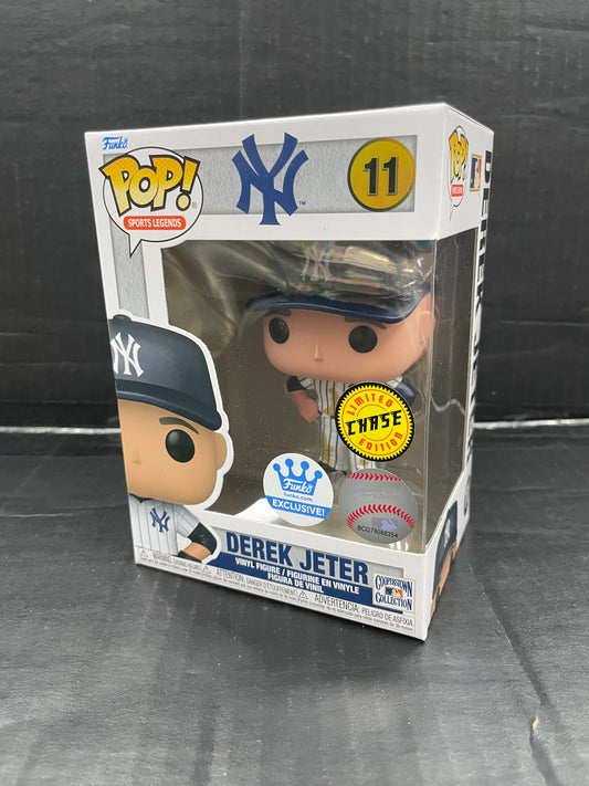 Funko Pop! Sports Legends New York Yankees Derek Jeter 11 Funko.com Exclusive Chase (Grade A)