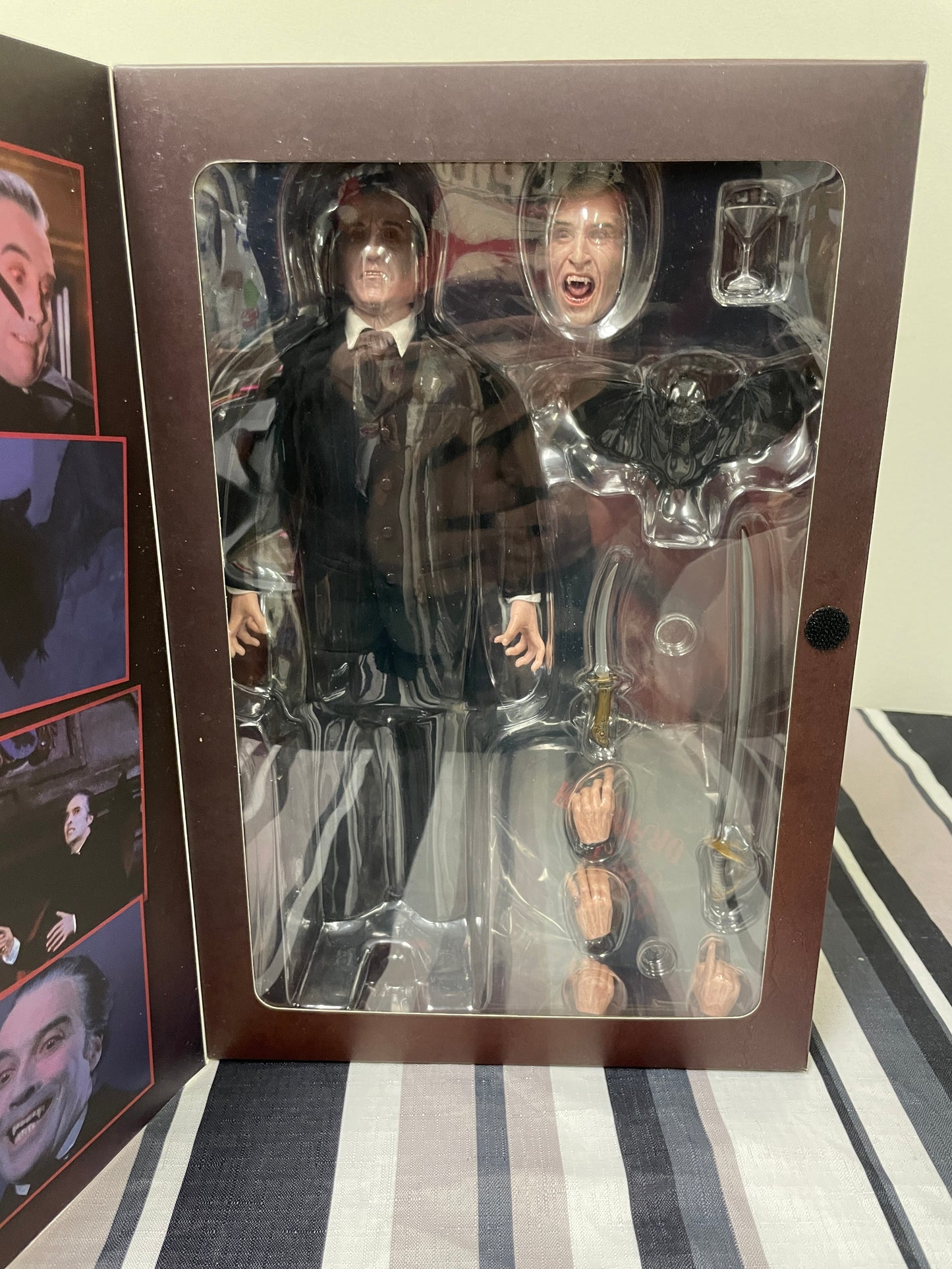 Star Ace Scars of Dracula 1/6 Scale Count Dracula (Damaged Box)