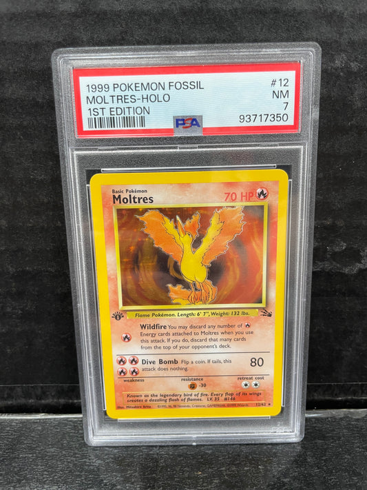 Pokemon Moltres 12/62 1st Edition Fossil PSA 7