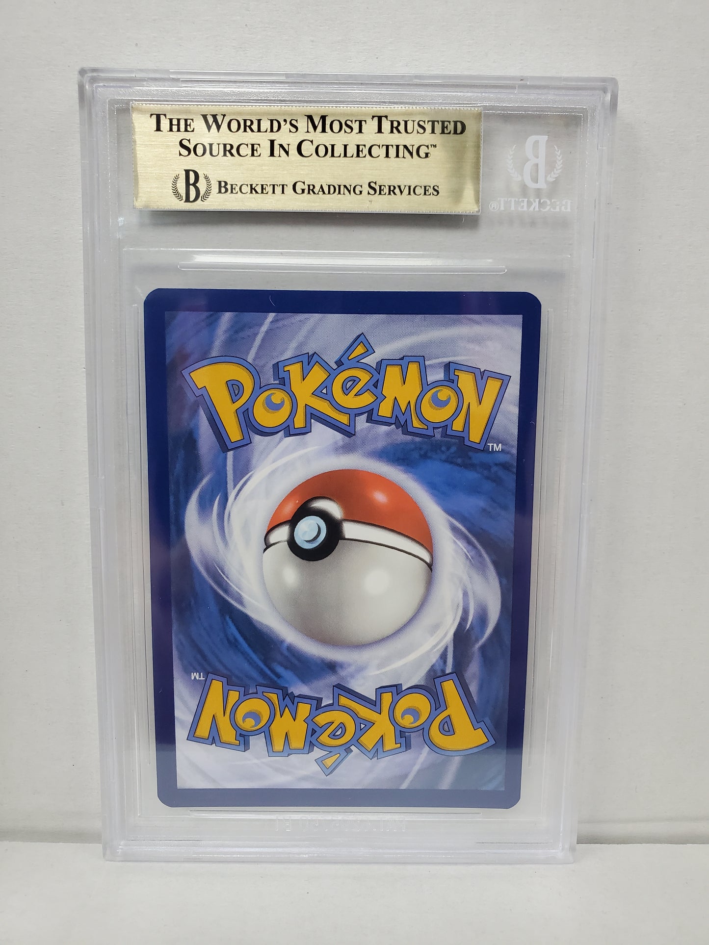 Pokemon Bulbasaur 143/142 Beckett 9.5
