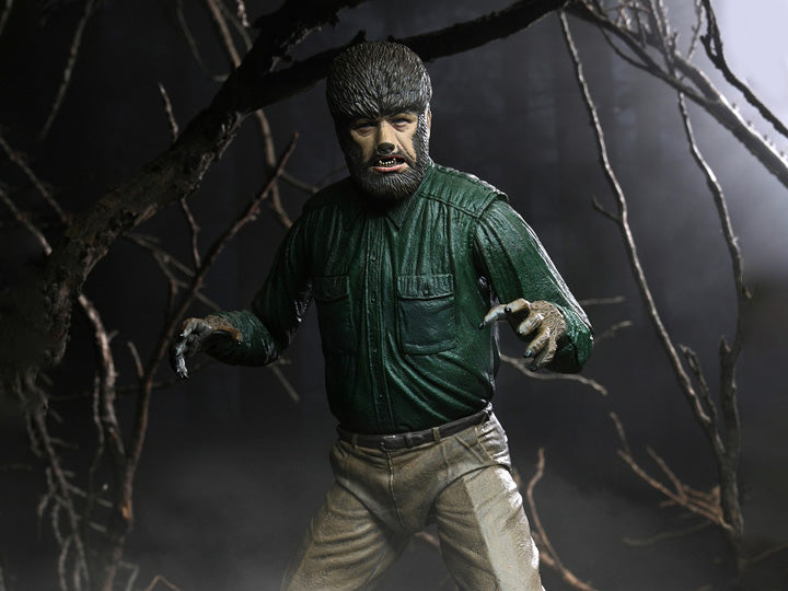 Universal Monsters Ultimate The Wolf Man Figure